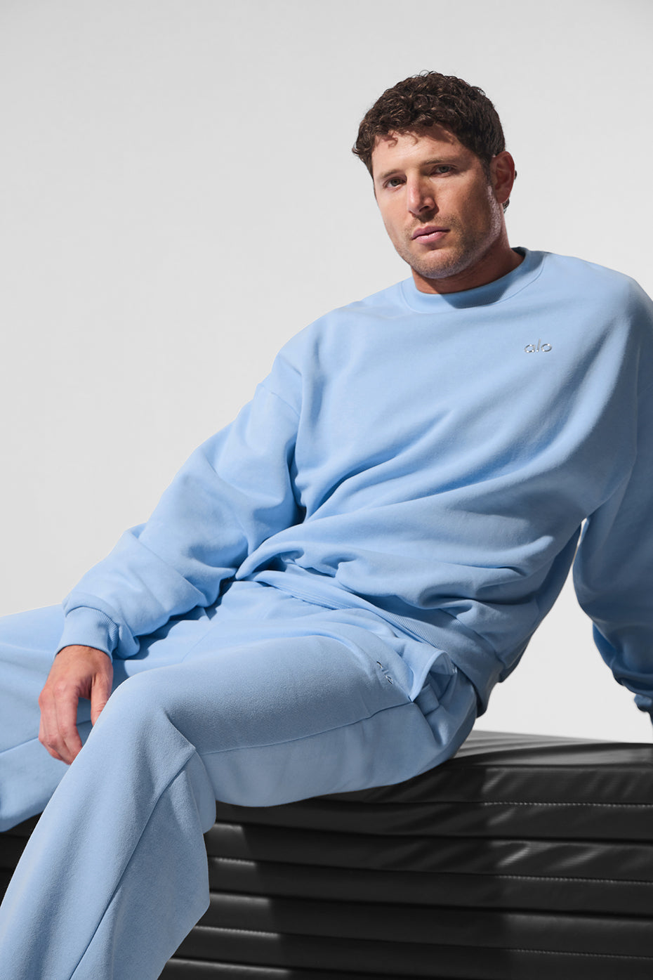Accolade Crew Neck Pullover - Seashell Blue