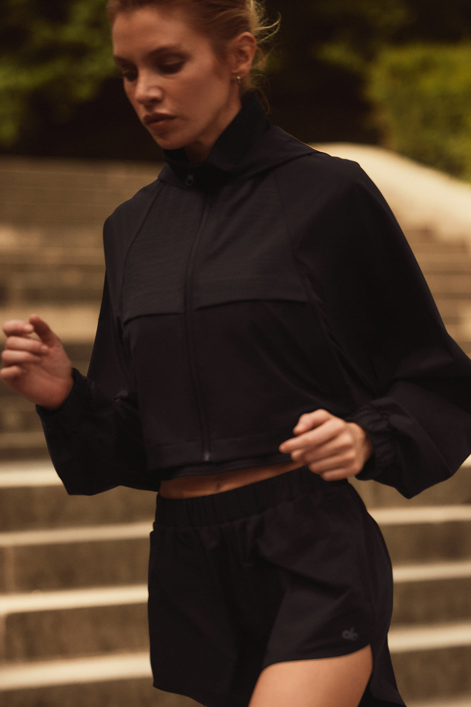 Cropped Playmaker Jacket - Black